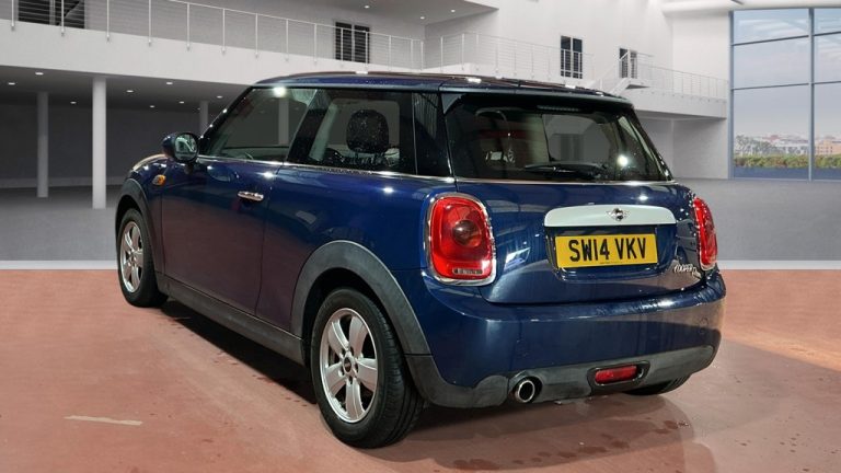 MINI COOPER 1.5 D 116 Hatchback