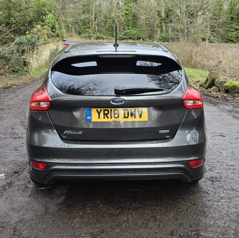2018 Ford Focus ST Line 140