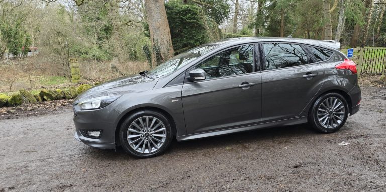 2018 Ford Focus ST Line 140
