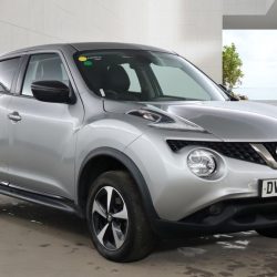 NISSAN JUKE 1.6 BOSE PERSONAL ED. Hatchback