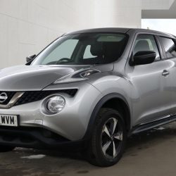 NISSAN JUKE 1.6 BOSE PERSONAL ED. Hatchback
