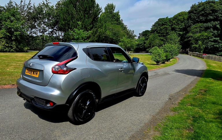 NISSAN JUKE 1.6 BOSE PERSONAL ED. Hatchback